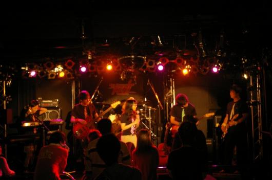 img_20111107-202054.jpg