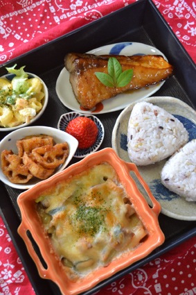 ブリ照り弁当画像