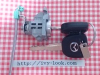 マツダ 純正 10カット ＭＡＺ２４ プレマシー 運転席ドアキーシリンダー