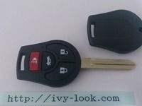 ニッサン M396 輸出仕様   パニックボタン付 新型4ボタンキーレス補修用キー１本