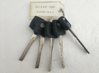 【中古品】サンプルキー　HU55　　ベンツ2トラックロング