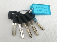 【中古品】サンプルキー　HU39　　ベンツ4トラック