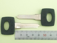 メルセデス　 YM15P　シルカ製ブランクキー　２本セット　【２本限定】