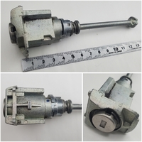  ルノー　VA2  ロッドタイプ 横溝無し 　ドアシリンダー　鍵無し【中古純正品】