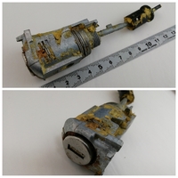 【中古品 鍵無し 発砲ウレタン付着有り】アウディ  純正 HUF製 HU66    運転席ドア シリンダー１個