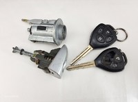 【中古品】トヨタ  エスティマ  Ｍ３８２   右ドアシリンダー/イグニッション10カット/セット(キーレス基盤無し)