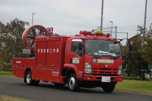 幸田救助のホームページ ブロワー車 特別高度工作車