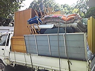 不要になった家具 布団類画像